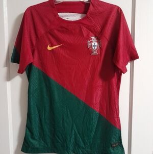Nike Portugal 2022 World Cup Home Stadium Soccer Jersey Men's Large